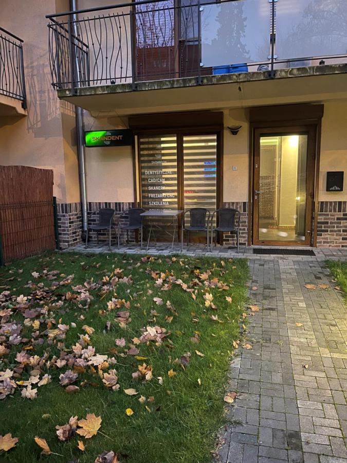 Apartament One Ogrodek I Parking Гожув-Велькопольски Экстерьер фото